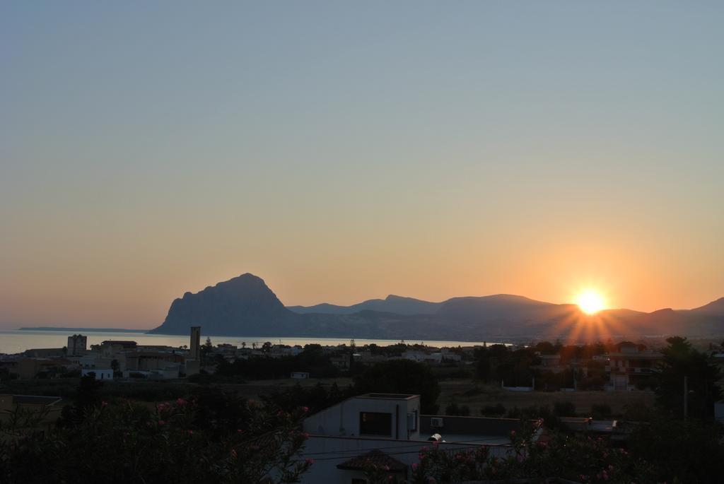 Apartamento La Pineta al Mare Erice Exterior foto