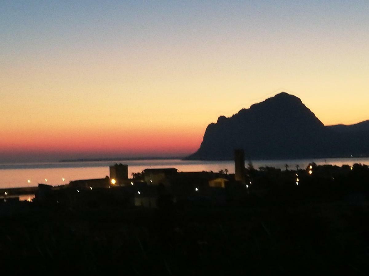 Apartamento La Pineta al Mare Erice Exterior foto